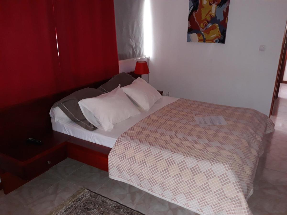 Bed and Breakfast Yria Residencial Porto Novo Zewnętrze zdjęcie