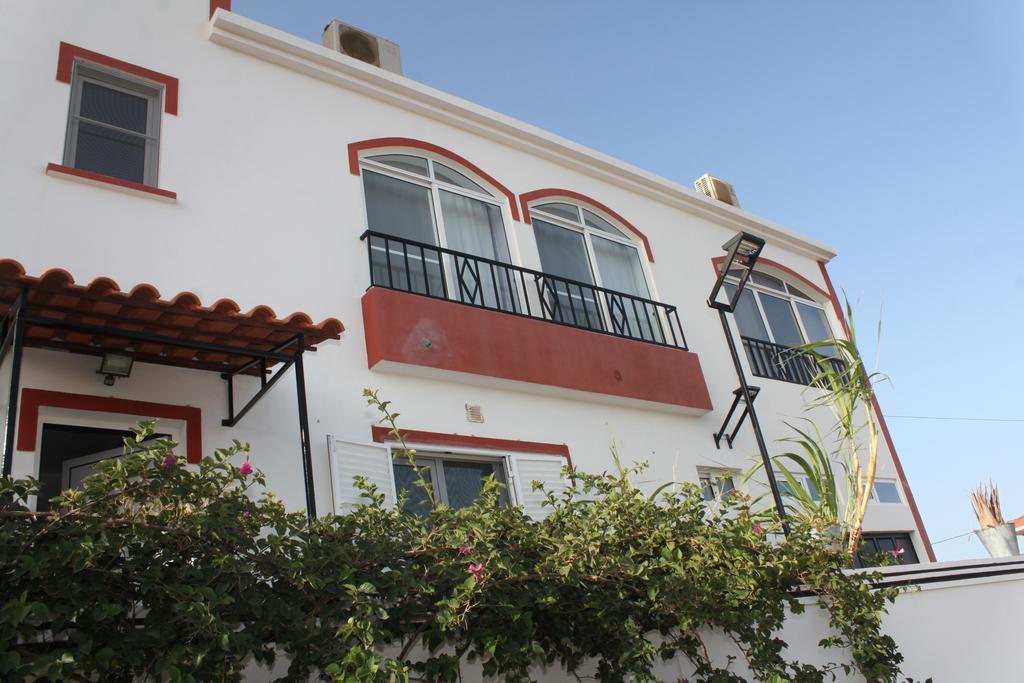 Bed and Breakfast Yria Residencial Porto Novo Zewnętrze zdjęcie